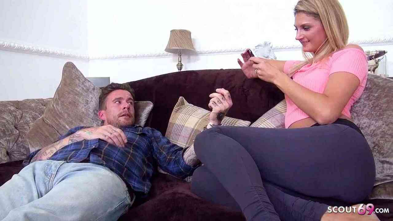 Small Tits but PAWG Stepsister Eva Seduces Brother to Fuck