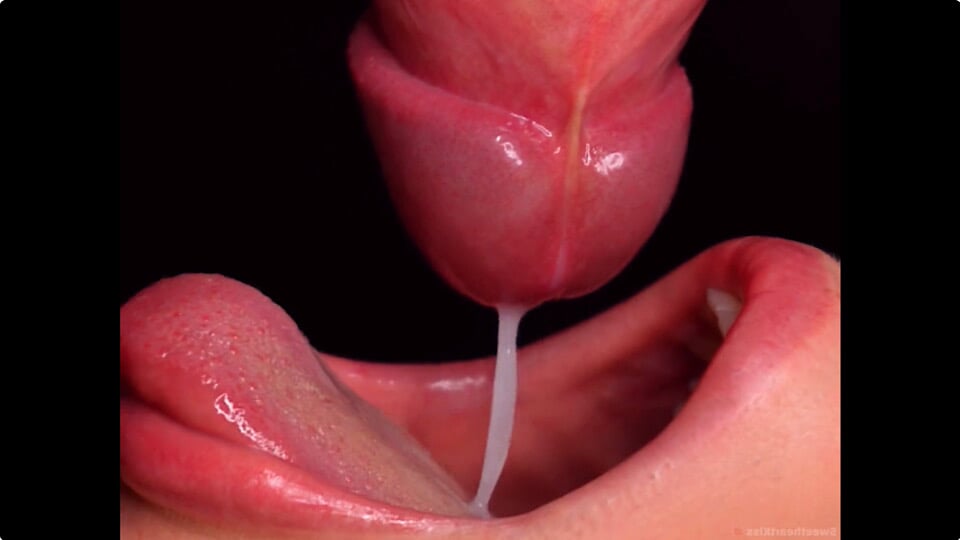 Close up : Awesome SUCKING Mouth - ASMR Blowjob